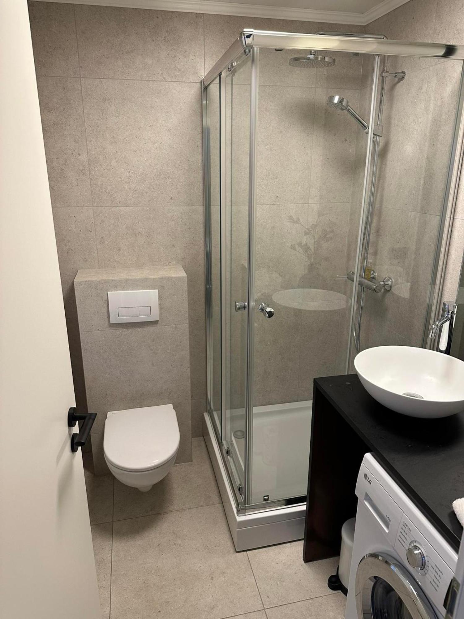 North - City Center Apartments Акурейри Екстериор снимка